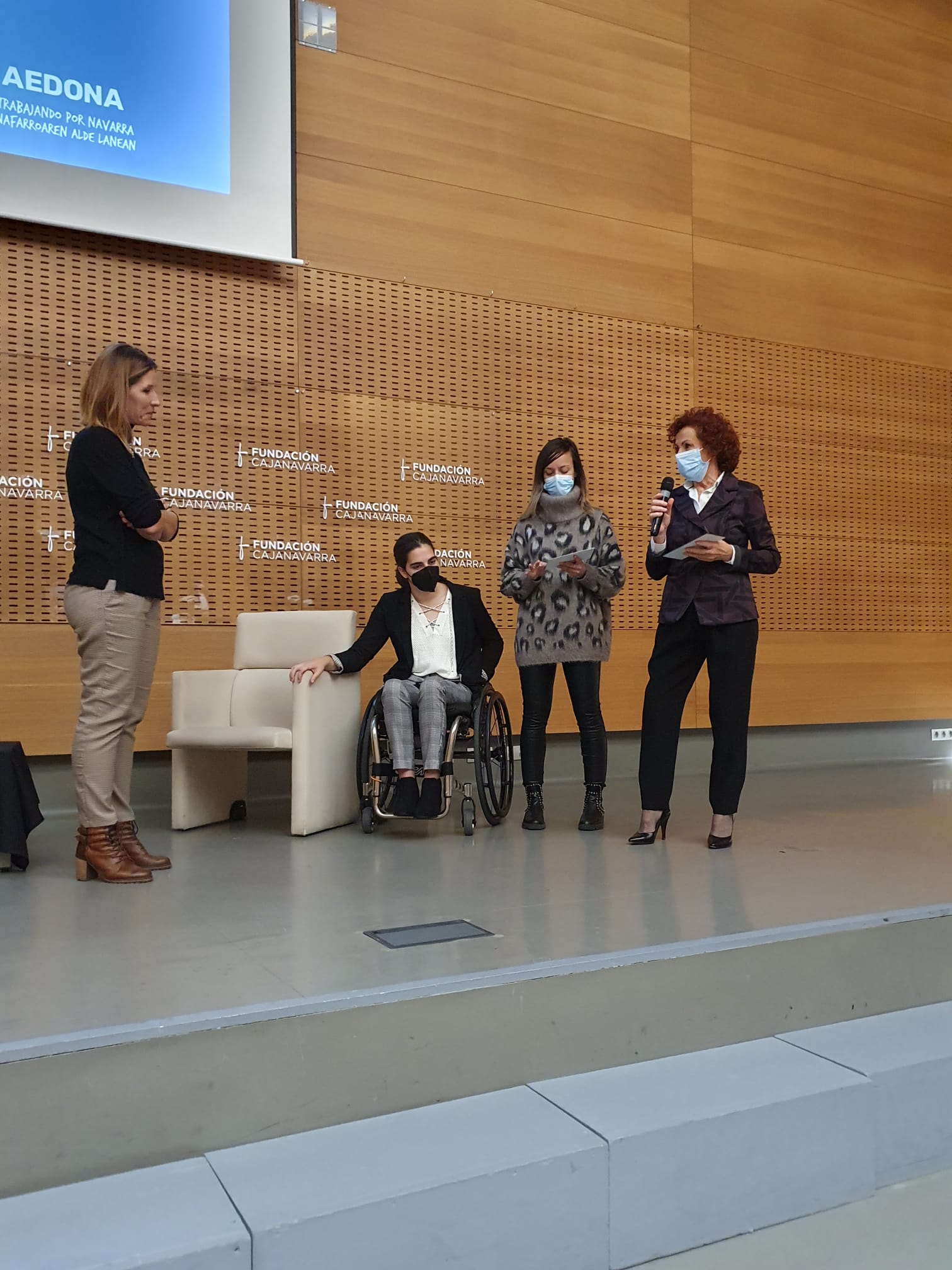 Doble reconocimiento para Mª Ángeles Urmeneta